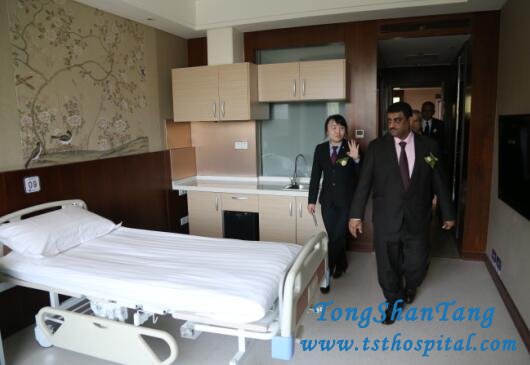 Ambassadors from 13 Countries Got Together in Beijing Tongshantang Hospital